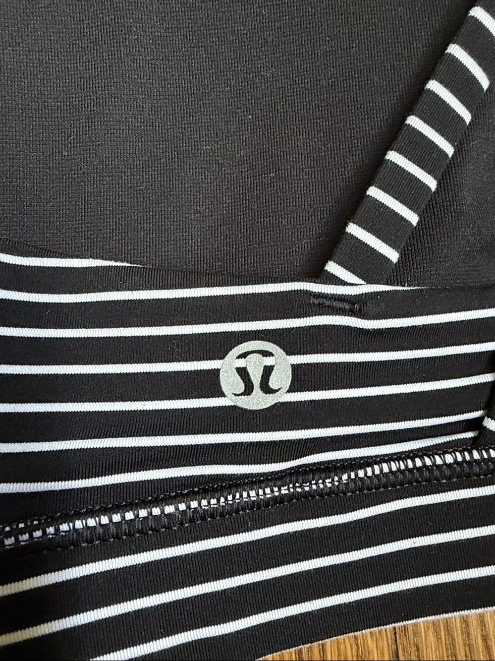 Lot of 2 lululemon athletica black/white striped size 4 energy bras